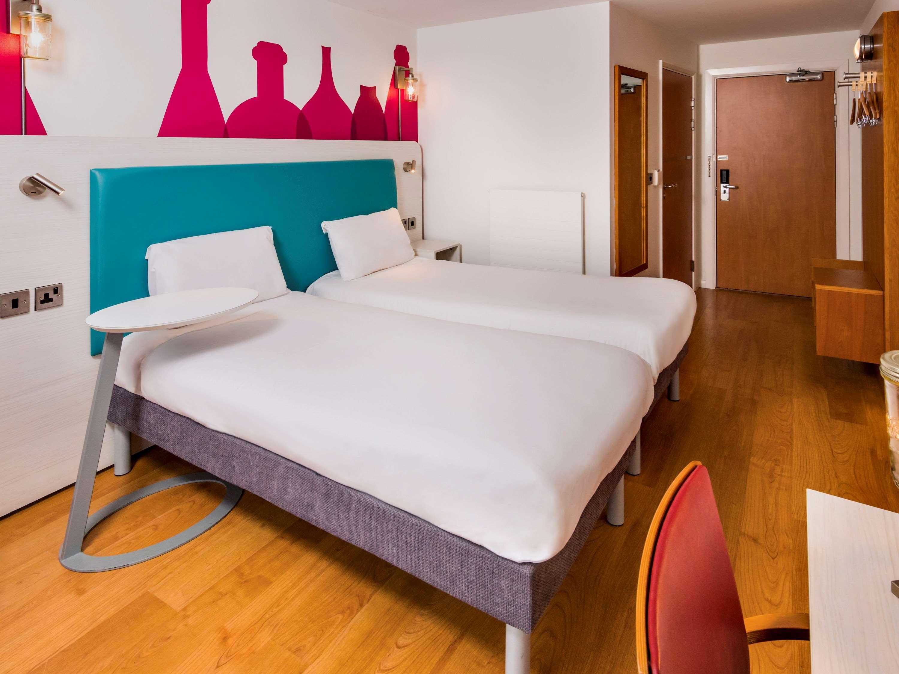 Ibis Styles Barnsley Hotel Exterior photo