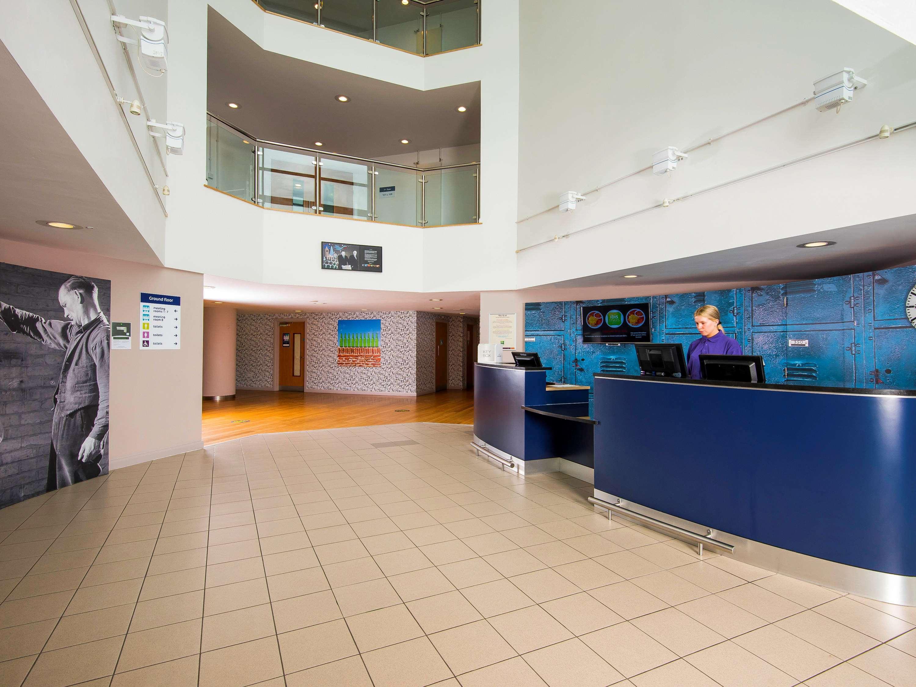 Ibis Styles Barnsley Hotel Exterior photo
