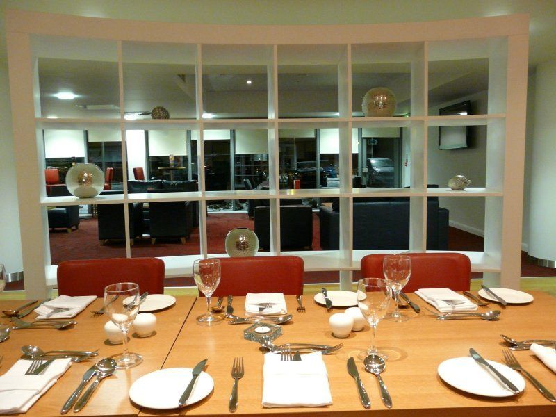 Ibis Styles Barnsley Hotel Restaurant photo